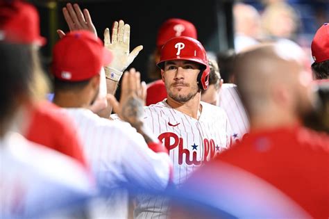 Phillies look to sweep 3-game series over the Cardinals