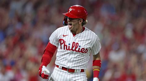 Phillies sweep Marlins to earn NL Division Series rematch with MLB-best Braves