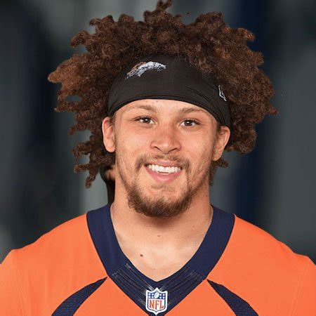 Phillip Lindsay Biography, Age, Height, Wife, Net Worth, Family