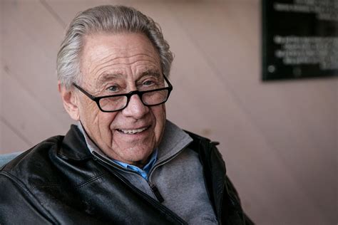 You wouldn't expect Philip Anschutz to build America's biggest wind farm. Anschutz is one of the country's richest people, with an estimated net worth of $12 billion. He owns or holds major stakes .... 