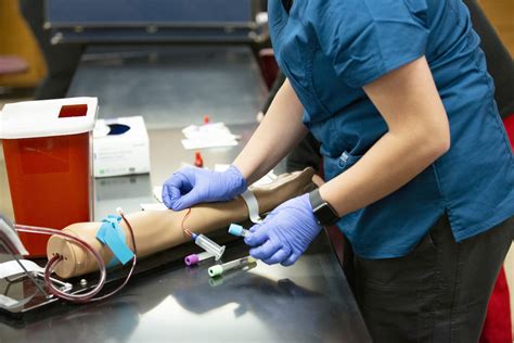 Phlebotomy classes online. Learn phlebotomy skills online and prepare for the CPT exam with U.S. Career Institute. This program is 100% online, self-paced, and accredited by DEAC. 