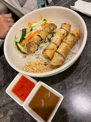 Pho N Rolls, 315 Highway 412 W, Siloam Springs, AR, Restaurants