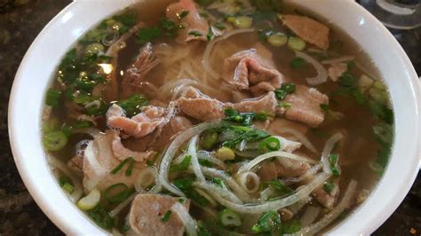 Pho chandler. Bringing 40 years of authentic Vietnamese recipes straight from Grandma’s kitchen to your table. Savor the heartwarming flavors of pho, bun bo hue, and other … 