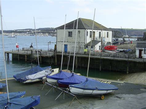 Phoenix Wharf, Plymouth Between 1815 and 1914, over 430,00