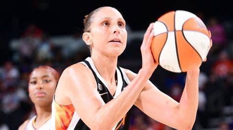 Phoenix hosts Los Angeles after Taurasi’s 23-point game