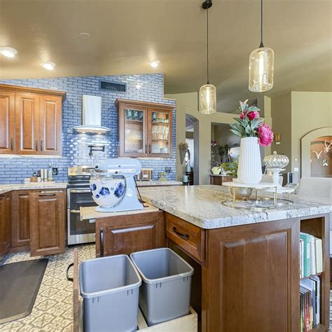 Phoenix liquidators llc. .  <a href=https://chat.takeitoff.me/assets/images/ruk3pmk/ind...