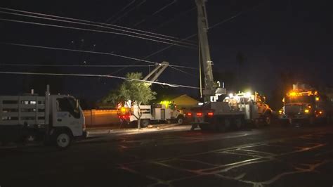 Phoenix power outage. Reports say it was due to service interruptions to a major power line. The three outages were located: APS estimates more than 4,536 customers are affected. The outages started at 7:30 Friday ... 