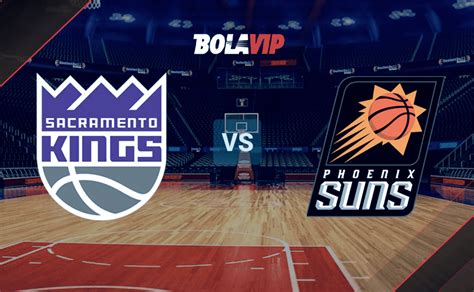 Phoenix vs sacramento. Phoenix are 2-4 SU in their last 6 games against Sacramento. The total has gone UNDER in 4 of Phoenix's last 5 games on the road. Phoenix are 4-1 SU in their last 5 games when playing on the road against Sacramento. Phoenix are 1-5 ATS in their last 6 games against an opponent in the Western Conference conference. 