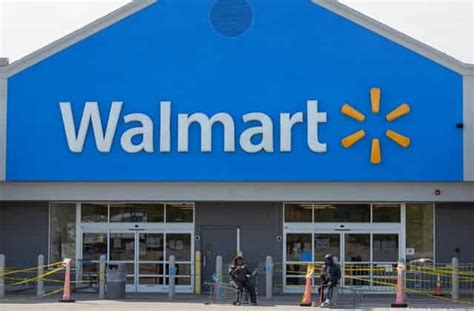 The simplest way to contact the Walmart corporate office is through the contact page of the website, Walmart.com. The corporate offices can also be contacted by phone at 800-925-6278.. 