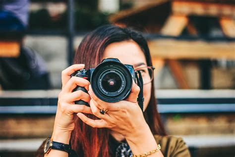 Photography classes online. This online photography course will teach you how to take amazing images and even sell them, whether you use a smartphone, mirrorless or DSLR camera. This photography … 