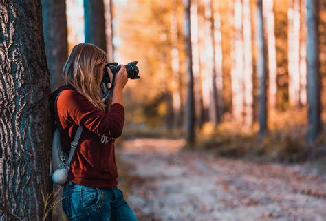Photography for beginners. Jan 22, 2024 ... If you're learning photography basics because you want to take professional quality pictures for your blog, I would absolutely recommend a DSLR ... 