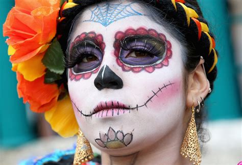 Photos: Bay Area’s colorful Día de los Muertos celebrations