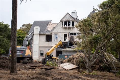 Photos: End of an era in Monterey County, LaPorte Mansion being torn down
