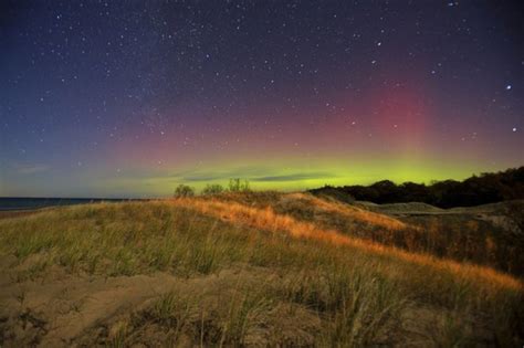 Photos: Northern Lights flowing in ‘ribbon candy pattern’ over …