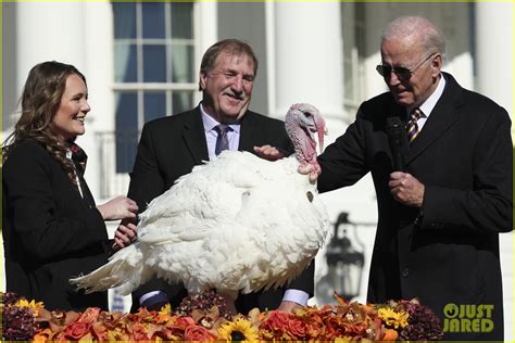 Photos: President Biden pardons 2 Thanksgiving turkeys in White House tradition