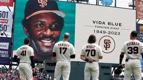 Photos: San Francisco Bay Area Baseball legend Vida Blue through the years