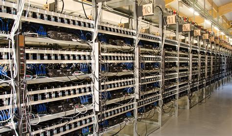 Photos of Bitcoin, Ethereum Mine in Iceland - Business Insider