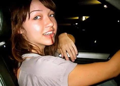 Nikki Catsouras was killed on October 31, 2006, in Lake Forest, California, after she wrecked her father's Porsche. She was dubbed the "Porsche Girl" when horrific photographs of her severed body circulated on the internet. Nikki Catsouras, 18, crashed her father's Porsche 911 Carrera while driving at speeds in excess of 100 miles per hour on .... 