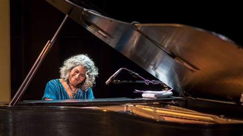 Pianist Sumi Tonooka revived by jazz-classical connection