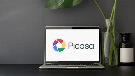 Picasa dl. Google Picasa Portable (with Auto Update) is full functional Portable Application created by using JPE Setup Capture tool, that overcomes the limitations of … 