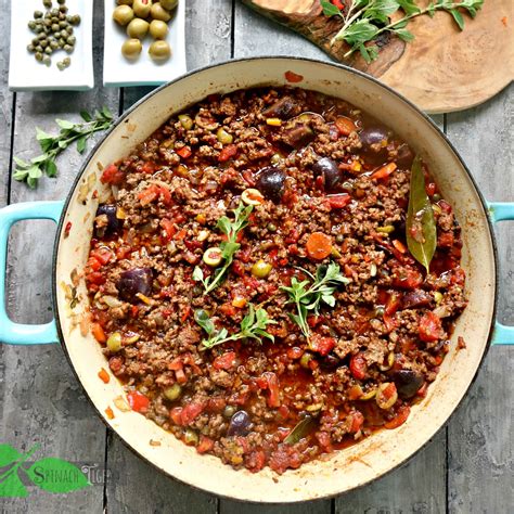 Piccadillo. Make the Picadillo. Heat oil in large skillet over medium-high heat. Add onions, peppers, garlic, bay leaves, and ⅓ of spice mix and cook, stirring occasionally, until softened, 5 to 7 minutes. Add tomato paste and stir to … 