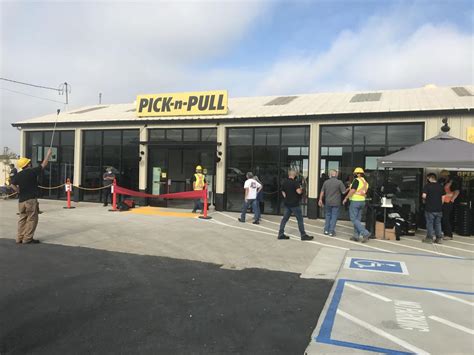 Carolina Pick N Pull is North and South Carolina’s premier destination for self-service auto parts. We are sure to have a location near you with pick-n-pulls available in Wilmington (Cape Fear Pick N Pull), Conway (Grand Strand Pick N Pull) and Fayetteville (Sandhills Pick N Pull). . 