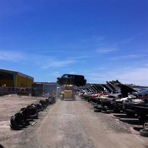 Pick n pull de oakland. Find replacement auto parts within 99,405 vehicles at 110 Recycling Yards 