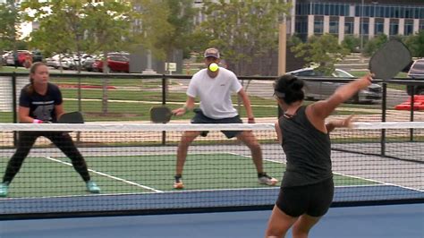 Pickleball, tennis court rentals launch in Austin -- here's how to book one
