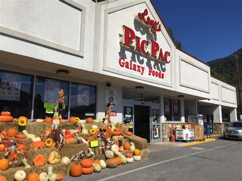 Long's Pic-Pac in Pineville, KY 40977 Directions, Business Hours, Phone and Reviews 134 North Pine St, Pineville, Kentucky 40977 (KY) (606) 337-3411 View All Records For This Phone #. 