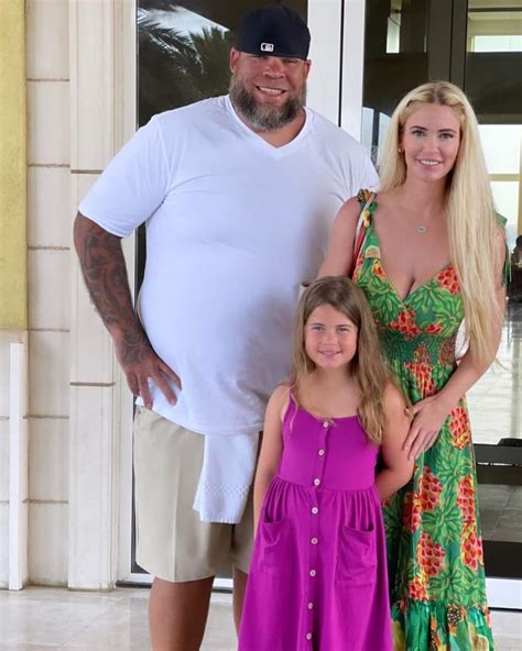 ImageSource. Tyrus is happily married and has raised five children with his wife, Ingrid Rinck, a fitness guru, fitness model, and restaurateur. However, it must be noted that the couple only shares one child- their youngest daughter, Georgia Jane Murdoch. Both have two children each from their previous relationships, but those kids have become .... 