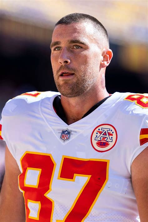Pictures of travis kelce. On Monday, March 19, the gossip blog Deuxmoi shared photos showing Swift and Kelce on a dock in an unclosed location. It is unclear whether the pop superstar and Kansas City Chiefs tight end were ... 