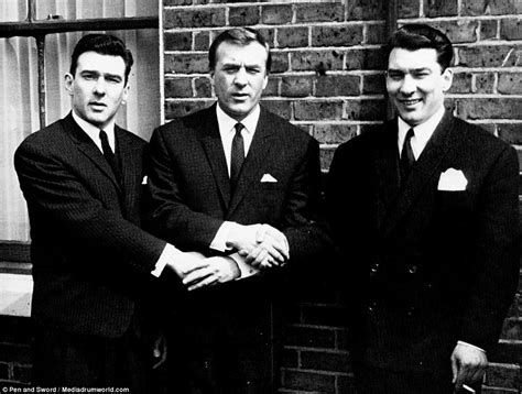 Pictures show when Kray and Richardson gangs ran London - Mail Online