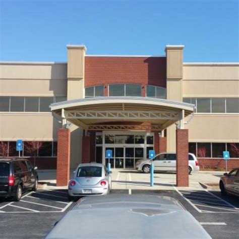 Piedmont orthopedics douglasville. A doctor who specializes in bones is called an orthopedist, according to Dictionary.com. The medical specialization itself is called orthopedics. The word was first used in the ear... 