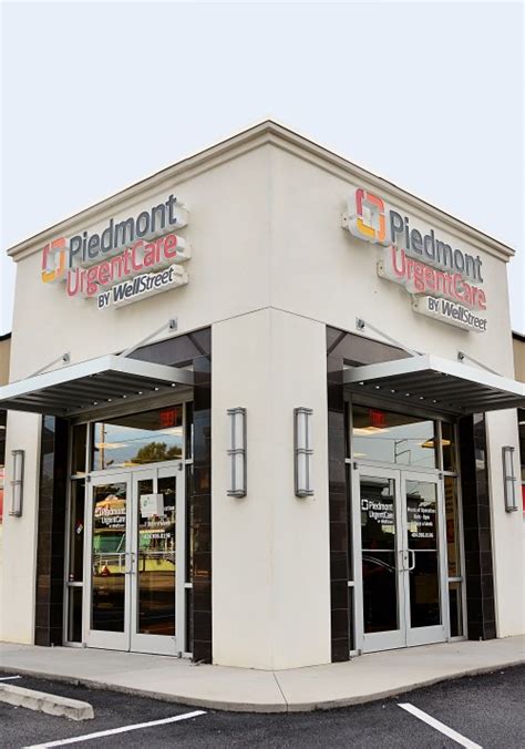 2738 Clairmont Rd NE, Atlanta, GA 30329. Atlanta Urgent Care at Druid Hills is on the corner of Briarcliff & Clairmont Rd. Located 50 yards off Exit 91 from I-85, heading east towards Decatur. We are in the QT station parking lot. Not to be confused with Piedmont Urgent Care just down the street.. 
