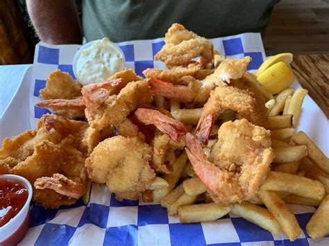 Pier 77 started in Rockport, TX as a family owned restaurant serving the community with fresh seafood. Pier 77 of Houston, Houston, TX. 697 likes · 77 talking about ...