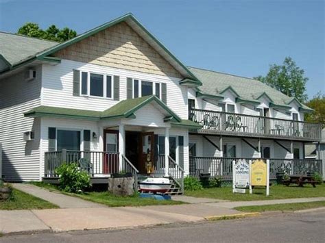 Pier plaza lodging bayfield wi. Pier Plaza Lodging: Enjoyed our Stay at the Bayfront - Read 85 reviews, view 51 traveller photos, and find great deals for Pier Plaza Lodging at Tripadvisor. 