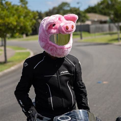 Pig Helmet covers, Motorcycle helmets, Helmet - Pinterest