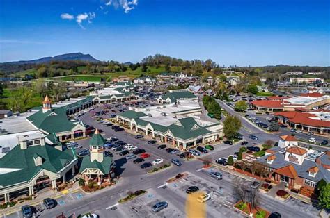 Pigeon forge tn outlet malls. Address 2850 Parkway, Suite 14 Pigeon Forge, TN. 37863 Tel. (865) 428.2828 Email our Center Management Regular Mall Hours: January 3rd - March 31 Monday through Thursday 10 a.m. to 6 p.m 