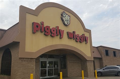 Piggly wiggly carthage ms. Piggly Wiggly Grocery Store Carthage MS 301 South Van Buren St., Carthage, Ms 39051 Get directions. 601-267-6311. Contact. Opening Hours. Monday 7:00 am – 8:00 pm. 