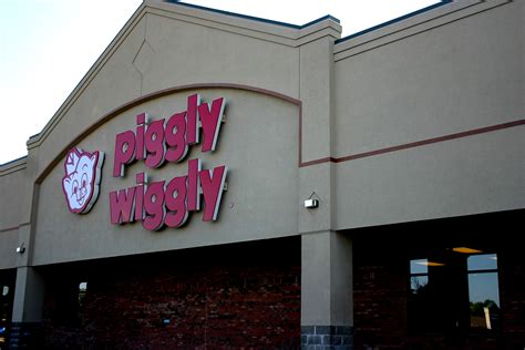Piggly wiggly evansville wi. Piggly Wiggly in Evansville, WI 53536. Advertisement. 8 N County Road M Evansville, Wisconsin 53536 (608) 882-5308. Get Directions > 4.4 based on 35 votes. Hours. 