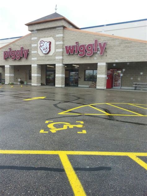 Piggly wiggly fond du lac. Piggly Wiggly at 131 University Dr, Fond Du Lac, WI 54935. Get Piggly Wiggly can be contacted at 920-922-7800. Get Piggly Wiggly reviews, rating, hours, phone number, directions and more. 