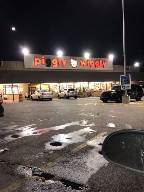 Piggly Wiggly is located in an ideal location right near