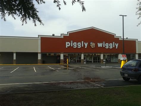 Page 1 of 8. Piggly Wiggly grocery stores serve local communities in S