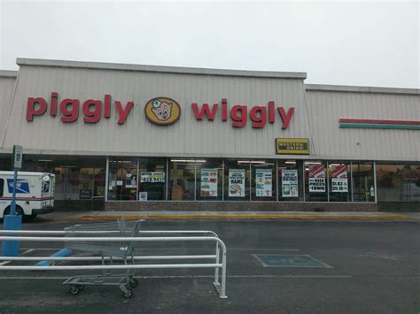 Piggly Wiggly at 141 Clinton Ave, Spring City, TN 37381. Get Piggly Wiggly can be contacted at (423) 365-5917. Get Piggly Wiggly reviews, rating, hours, phone number, directions and more. ... Q How is Piggly Wiggly rated? A Piggly Wiggly has a 3.9 Star Rating from 551 reviewers. Key Contacts. Jason Price Manager. Hours.. 