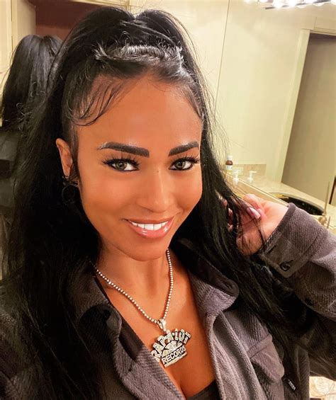 Deiondra has appeared on multiple reality TV shows, including Paradise Hotel, Deion and Pilar: Prime Time Love and Deion’s Family Playbook. She also runs a YouTube channel with nearly 30,000 .... 