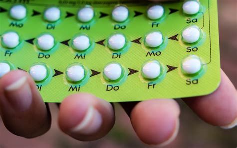 Frauen, die die Pille nehmen, sind vor ungewollten Schwangerschaften besser geschützt als mit jeder anderen Verhütungsmethode. Die Sicherheit wird durch den Pearl-Index angegeben: Je kleiner er ist, desto zuverlässiger ist die Verhütungsmethode. Der Pearl-Index der Pille liegt zwischen 0,1 und 0,9, der der Mini-Pille zwischen 0,5 und 3.. 