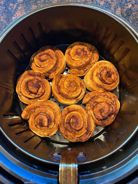 Pillsbury Cinnamon Rolls Cook Time - CoookingBeFun