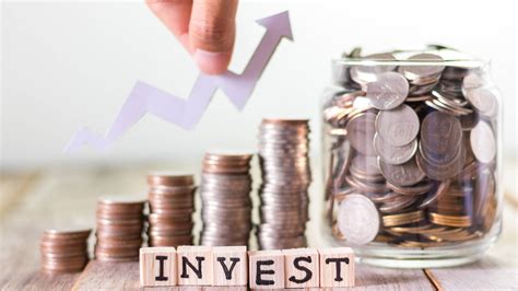 Pimpypercent27s investments. Aug 3, 2022 · Investors should consider their investment objectives, risk tolerance, and time horizon holistically to determine their asset allocation. For instance, a 50-year-old investor with a six-figure ... 