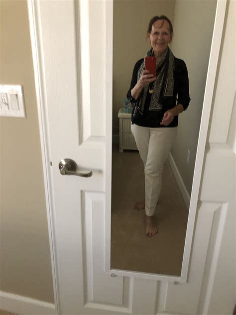 Pin by Lee & Linda Work on Идеи Wood slice art, Wood art, Watercolor