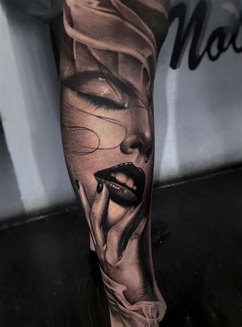 Pin di TATTOOS